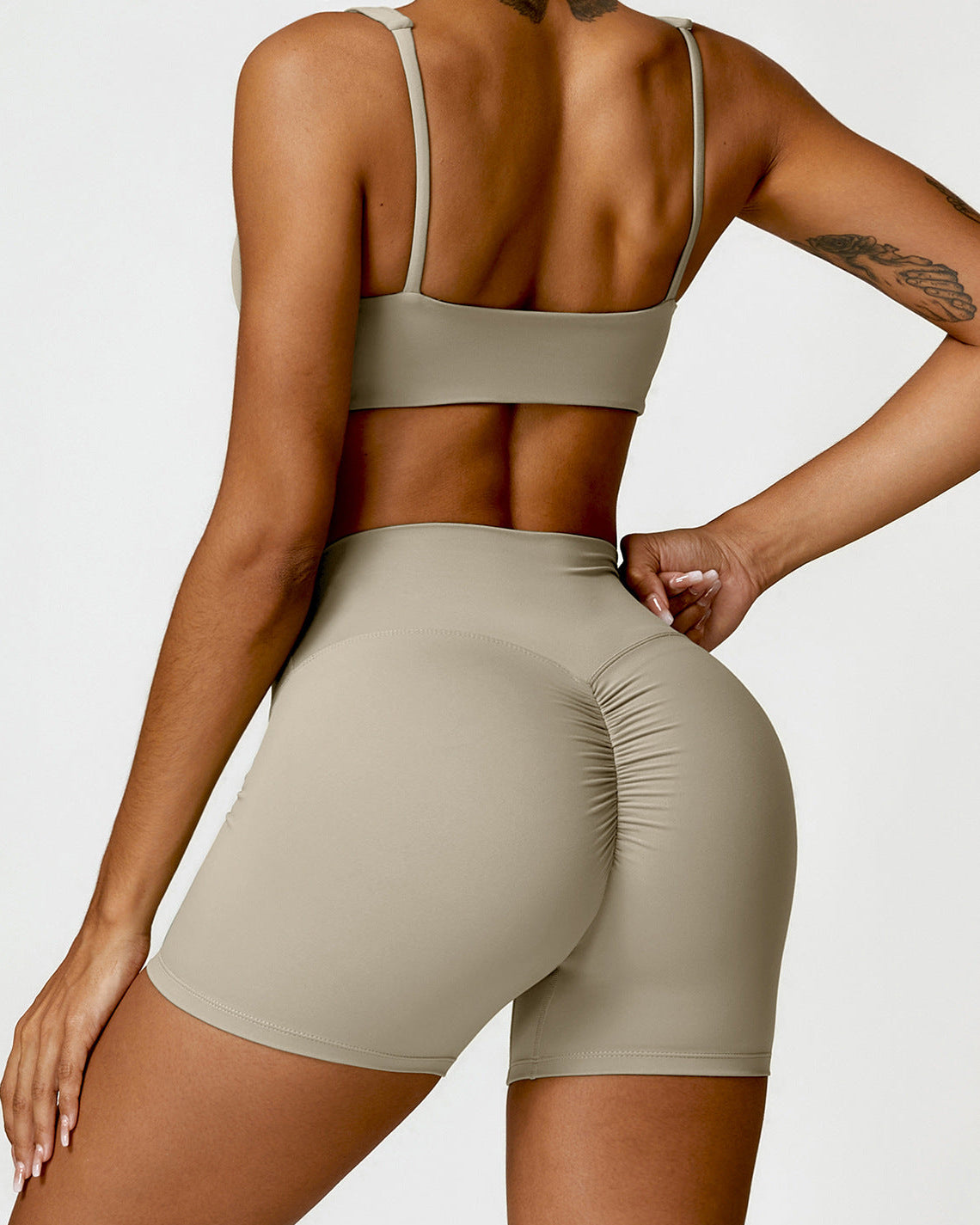 Conjunto move